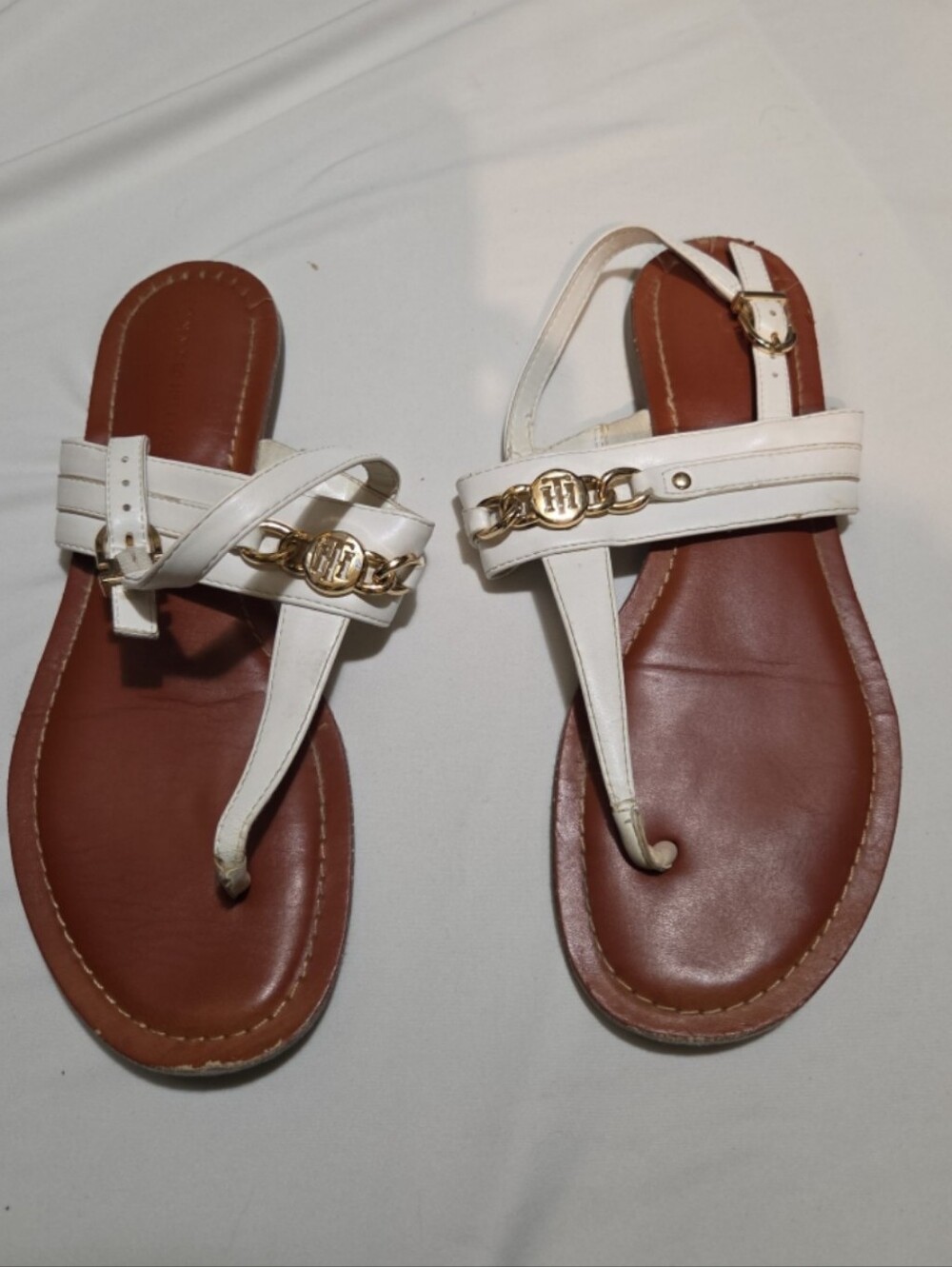 Tommy Hilfiger women's size 9 white sandals #07